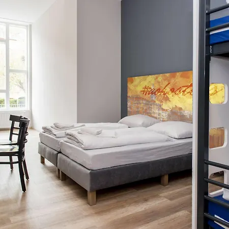 Hostal A&o Venezia